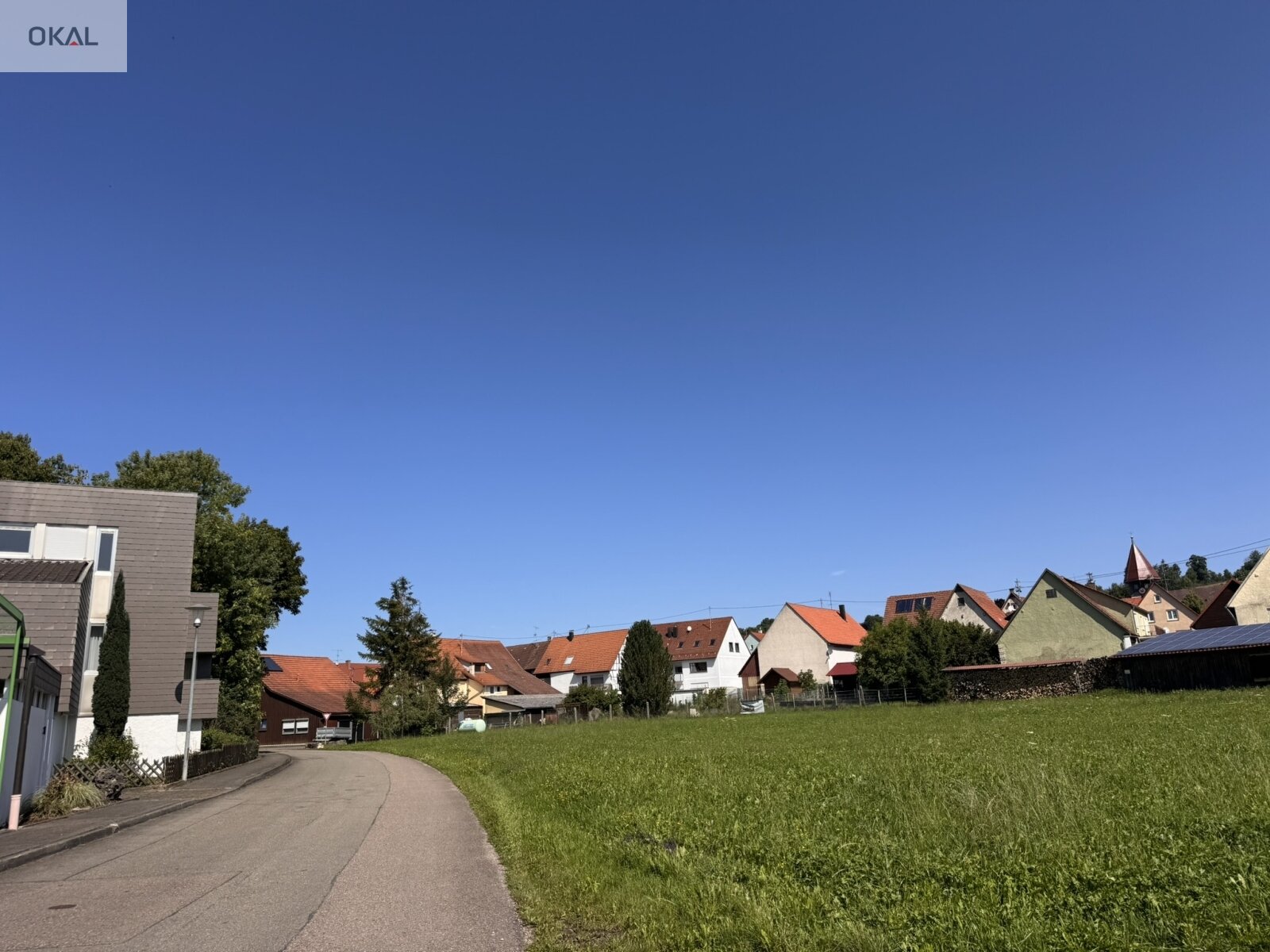 KLASSISCHER GRUNDRISS - GROSSZÜGIGES HAUS